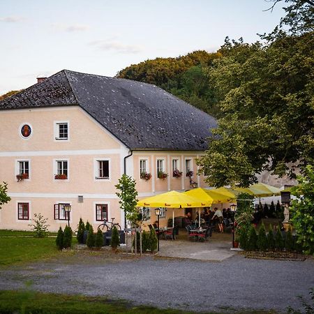 Hotel Gasthof Schiffmeister Krumnussbaum Exterior foto