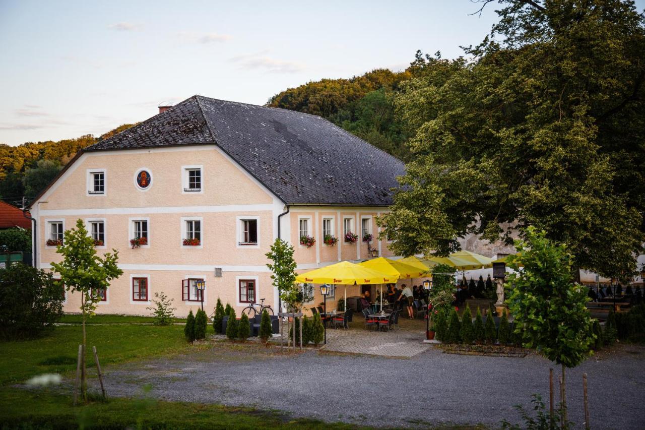 Hotel Gasthof Schiffmeister Krumnussbaum Exterior foto